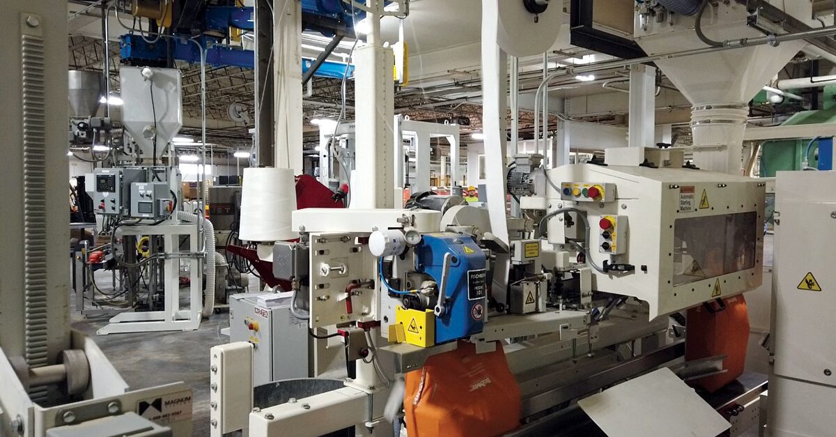 Mastering the Flow to Optimize Your Bulk Material Bagging System
